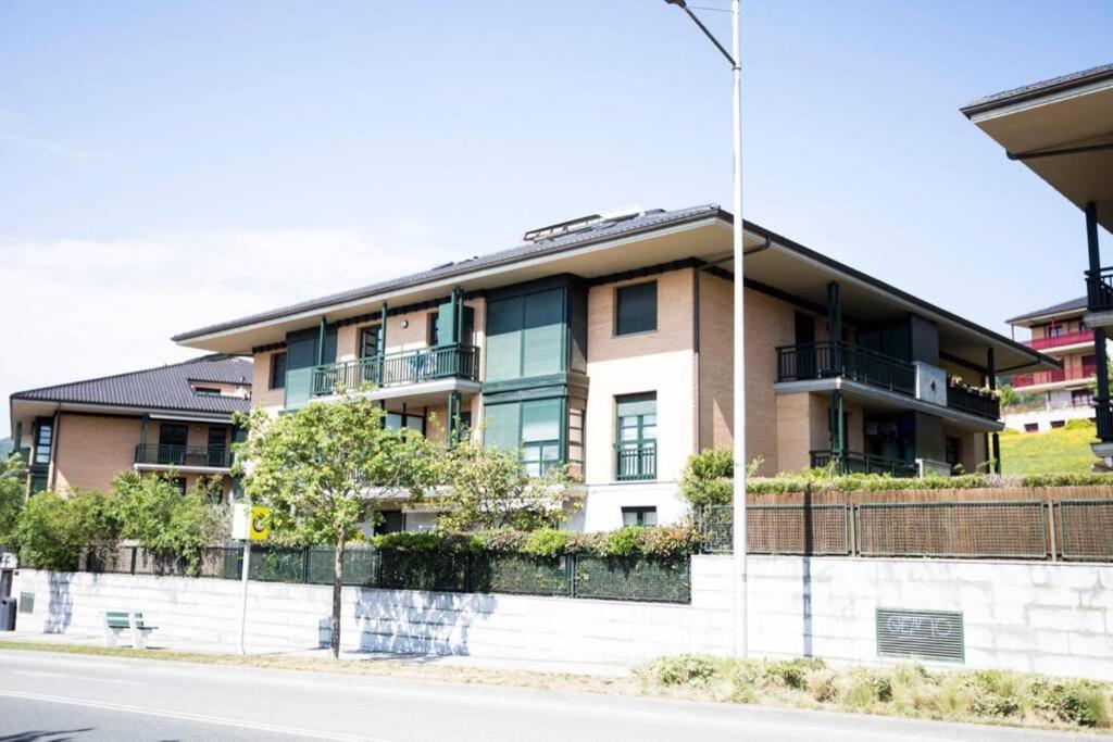 Berlin - Basquenjoy Apartment Hondarribia Exterior foto